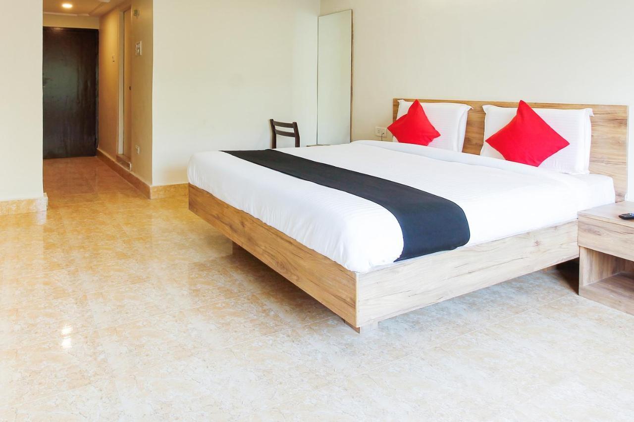 Capital O Sri Suprabhat Grand Near Kachiguda Railway Station Hyderabad Exteriör bild