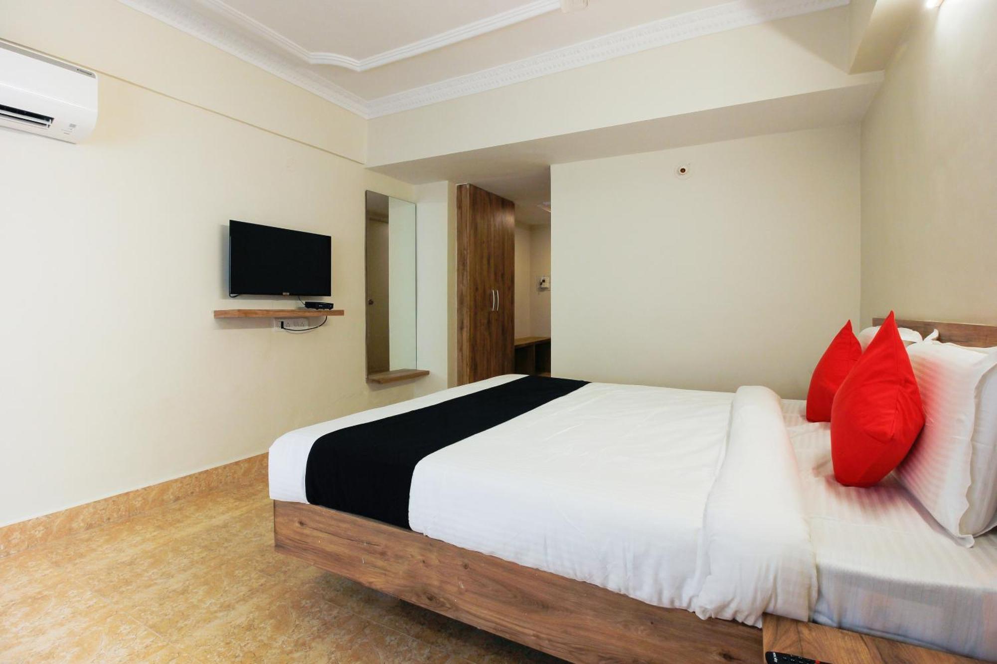 Capital O Sri Suprabhat Grand Near Kachiguda Railway Station Hyderabad Exteriör bild